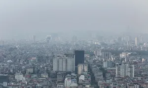 Tại sao Hà Nội có hai khung giờ ô nhiễm nghiêm trọng?