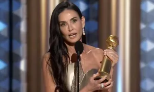 Demi Moore 'sốc' khi lần đầu nhận giải Quả Cầu Vàng