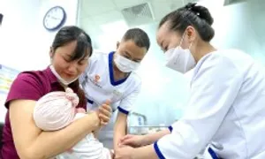 Trẻ vừa khỏi viêm phổi có tiêm được vaccine? Trẻ vừa khỏi viêm phổi có tiêm được vaccine?